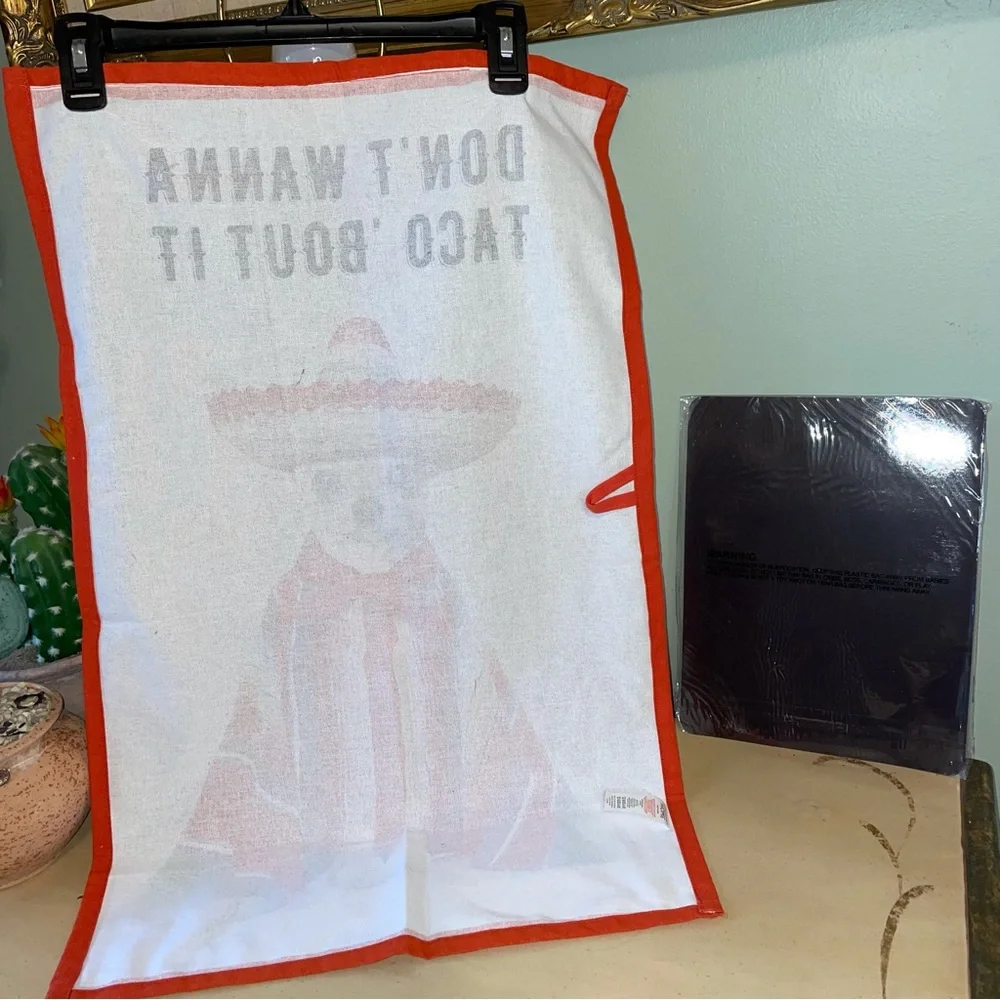 Chihuahua Dog Kitchen Tea Towel 18 x 26” & Dry Erase Magnet Board 10” Set
